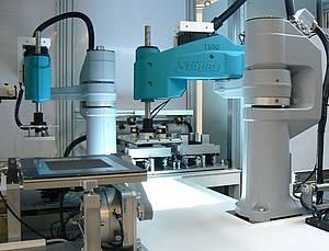 uniVAL drive „ready to plug“ robot solution for generic multi-axis controllers